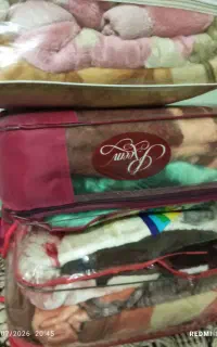 چند تیکه وسایل خانه