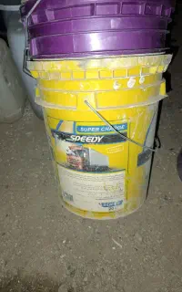 سطل پلاستیکی