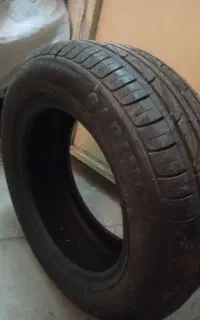 یک‌عدد‌لاستیک ‌درحد‌نو‌برا‌زاپاس