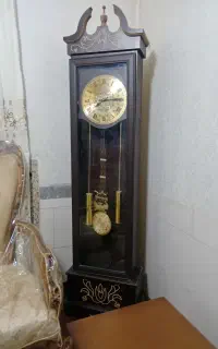 ساعت ایستاده سالم