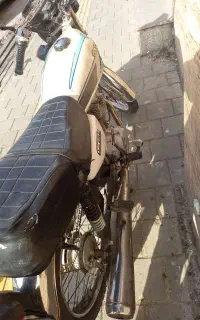 موتور هندا مزایده ۱۲۵مدل۸۸