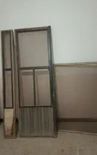 در توری چوبی