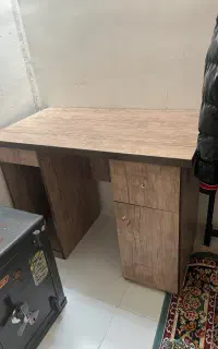 میز تحریر درحد
