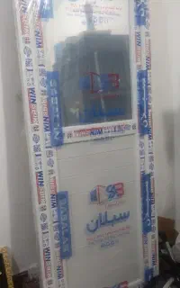 درب پی وی سی