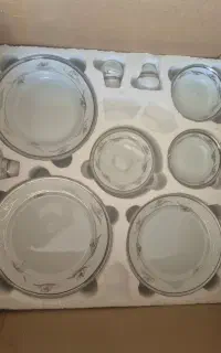 سرویس  چینی ۱۱۹ پارچه نو