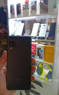 Samsung A12