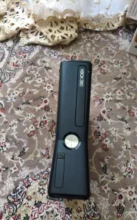 Xbox 360 همراه با بازی