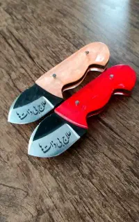 دو عدد چاقوی سفارشی کلکسیونی با دسته سندلوس