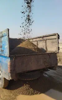نخاله برداری  خاکبرداری تهیه شن ماسه با نیسان وانت