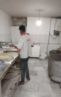 یه میز چونه گیری بزرگ