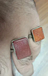 انگشتر عقیق سرخ یمنی . دست ساز قدیمی