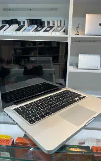 MacBook pro 2010