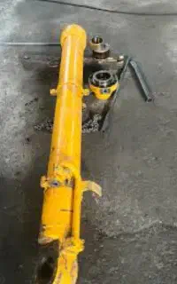 تعمیر انواع جک هیدرولیک پمپ سیار کارگاه انجاممیشود