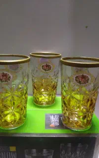 لیوان  طلایی گلدار