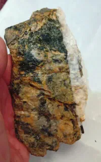 یشم بینظیر ۶۵کیلو