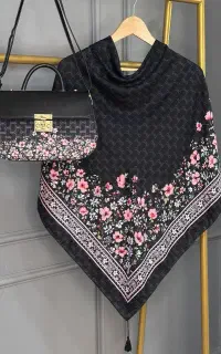 روسری نو نو تازه خریداری شده