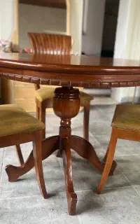 میزناهارخوری لهستانی با صندلی