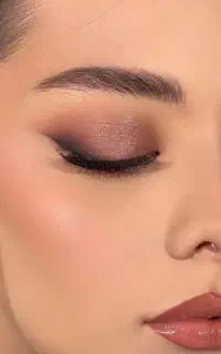خدمات و آموزش ارایشگری