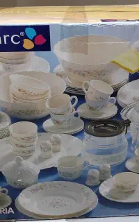 سرویس آکبند 96 پارچه ویکتوریا اصل فرانسه