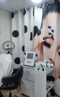 سالن زیبایی نسترن مولایی