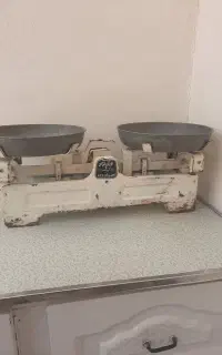 ترازو قدیمی ۱۰ کیلو