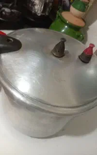 زود پز بزرگ