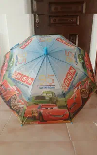 چتر بچه گانه طرح مکویین