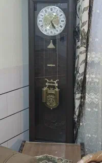 ساعت ایستاده سالم