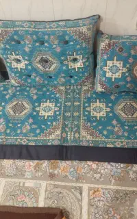 پتو دورخونه وپشتی(تشک شاه نشین کناره اتاقی)