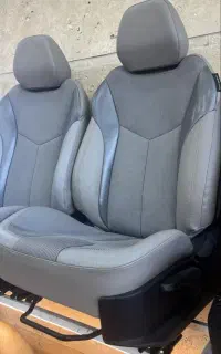 صندلی خودرو سواری