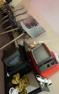 ضندلی فلزی
