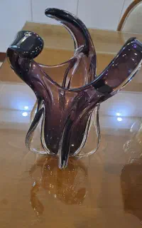 ظرف به فروش میرسد