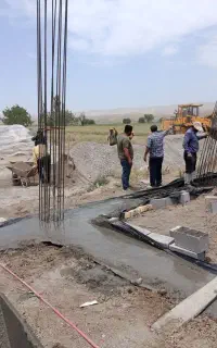 بتن ریزی با دستگاه خلاطه
