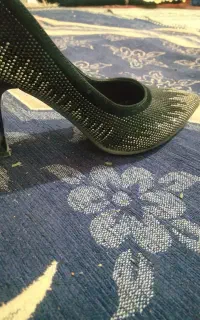 کفش نو است