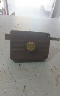 قفل درب حیاطی با کلید یدک