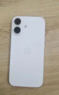 آیفون ۱۶ نرمال