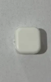 شارژر ۲۰ واتی اورجینال آیفون ۱۳