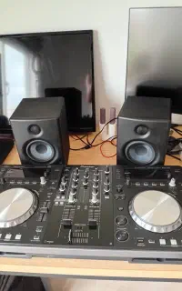 دستگاه دیجی xdj r1