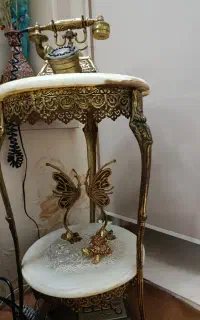 میز تلفن و گوشی برنز