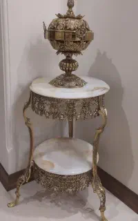 میزتلفن و شکلات خوری برنزی