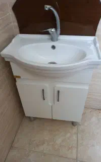 روشویی به همراه شیرآلات درحدنو