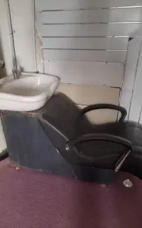 سرشور آرایشگاه