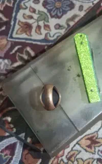 انگشتر اصل طلایی رنگ