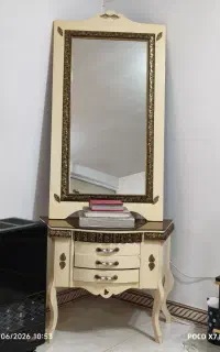 آینه و کنسول