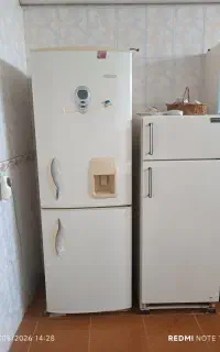 دو عدد یخچال فریزر