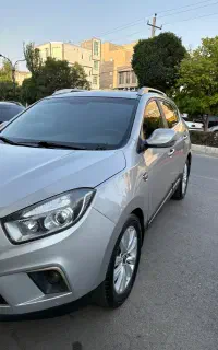 جک s5 مدل 96 نقره ای