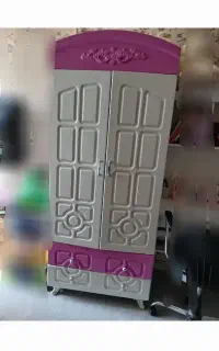 کمد لباس و اسباب بازی