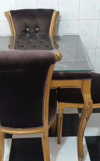 مبل راحتی و جلومبلی و میز ناهارخوری و جاکفشی
