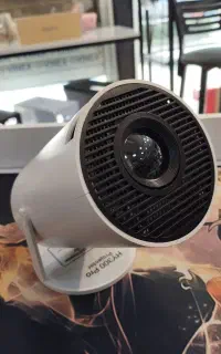 پروژکتور HY300 pro دست دو