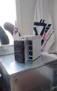 دستگاه ماینر s19 j pro 104th Antminer استوک چین